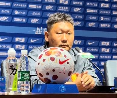 刘建业:很高兴回到家乡,球员时期遗憾是没为家乡效力多少年