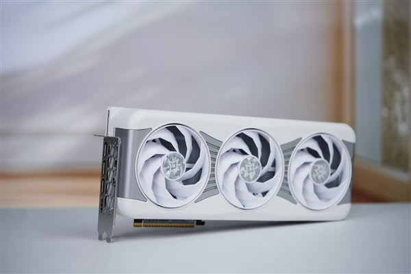 吐鲁番真要热成火炉了！冲击50℃ 地表超75℃能烤熟鸡蛋